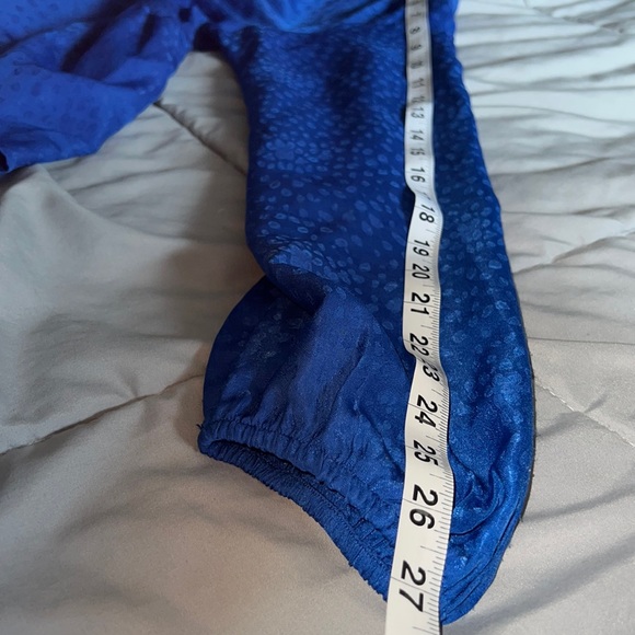 Small Popsugar Blue Patterned Blouse. - Picture 8 of 9